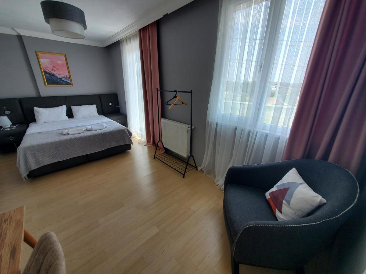 Private Room Near Istanbul Airport Arnavutkoy Bilik gambar
